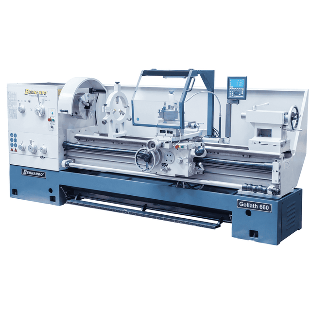 Tornio Bernardo Goliath 660 x 1000 con altezza punte 330 mm, passaggio barra 105 mm e visualizzatore digitale a 3 assi.